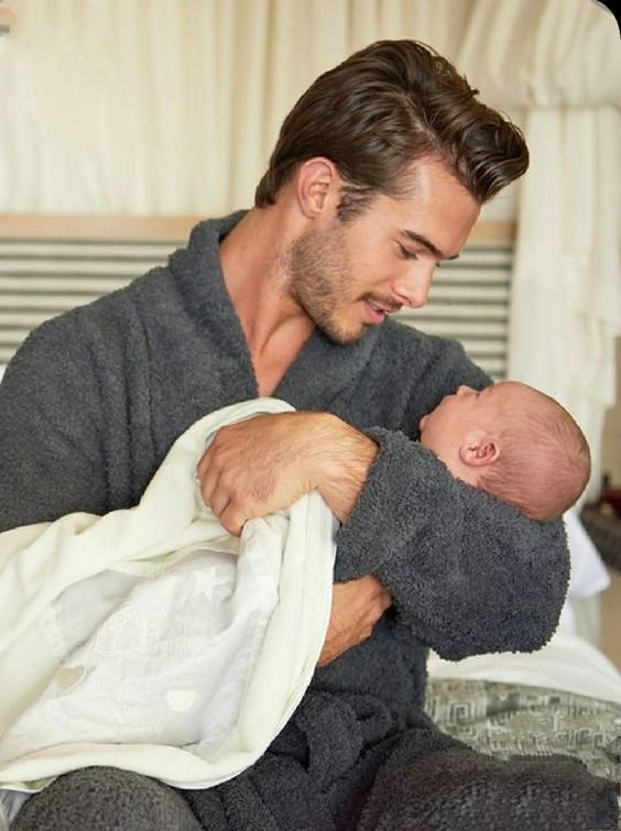 Tips for Dad to Bond with Baby