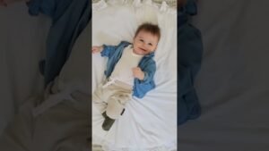 baby one second video every week for an year 🎥 lori_bularz