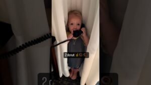 baby ordering pizza 🎥 theschaefer_family