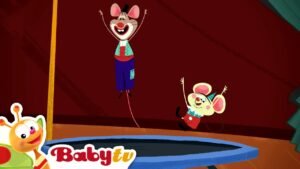Play Games at the Circus 🎪 | Scarecrow​​​​ | @BabyTV