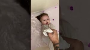 The way she looks 💕 🎥 itscamerinkindle