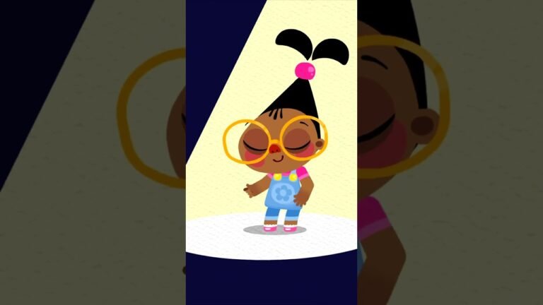 Swim with Dolphins! 🐬 Mona & Sketch become divers! 🤿 #shortskids