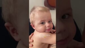 Sweet cheeks 🤗 🎥 aidan_mr.cutie