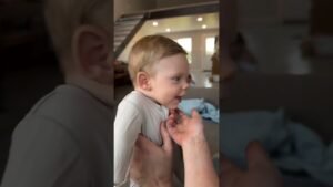 Deep and blue eyes 👀 🎥 hatchingafamily