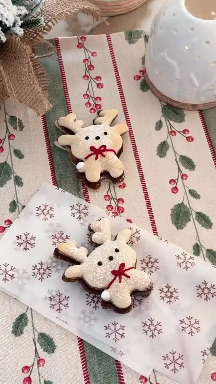 Christmas Puff Pastry Cookies – The Cutest Holiday Treats You’ll Ever Bake! 2 festive pastry ideas